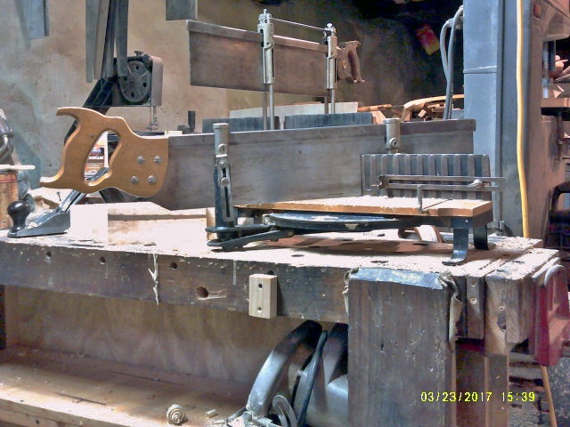 58d43ccfa1575_smallersaw.JPG.e54917f4258c5bf304bf40034c3ff272.JPG