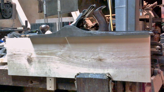 jointer.JPG.a1ba3b58208f28eb1f4f596bc3145aa2.JPG