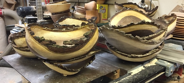 sanding1.JPG.34750fb5d6bf4d3e3fef7f7cacdfc599.JPG
