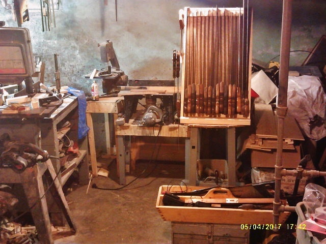 590bb6b4d8ccc_stairview.JPG.0f0516696553ca3e02c12457e4315bd3.JPG