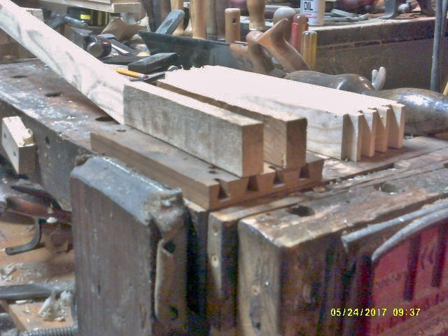5925c2f57d702_mortisejig.JPG.a007b8421595887b77ed5485ed89f1af.JPG