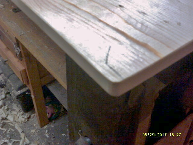 corner.JPG.765f18bbff92762d972bac10f66f3c02.JPG