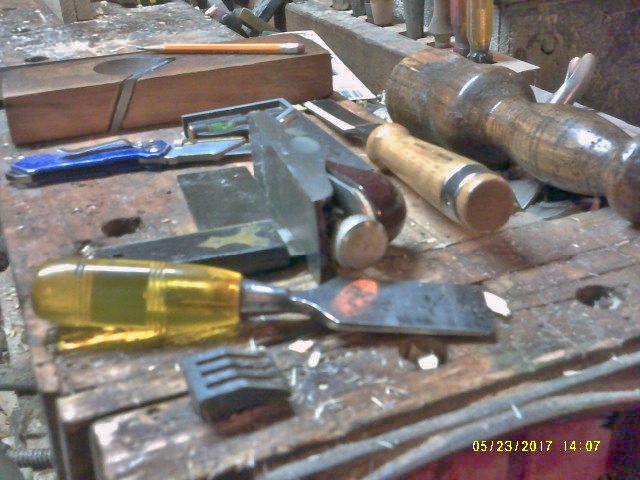tools1.JPG.7d4a208bf1842cfa667e91643abc35b6.JPG