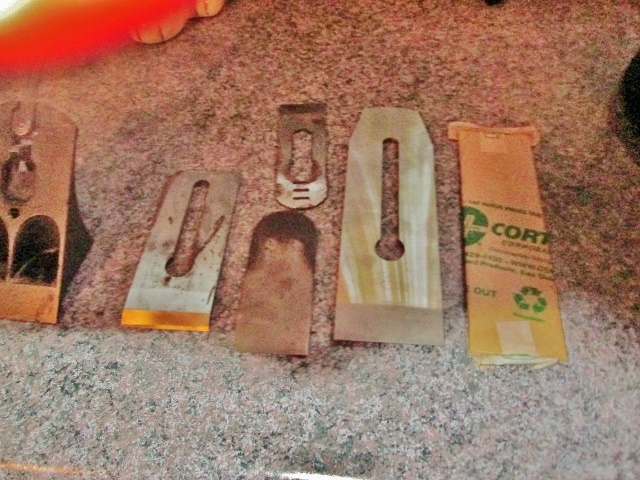 irons.jpg.7ec39511c1beb1fcedd1b1959f0cbc65.jpg