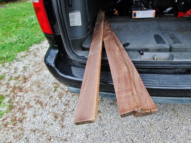 Walnut.jpg.52bb3c8be1e6b8d4fb09d738cdedec13.jpg