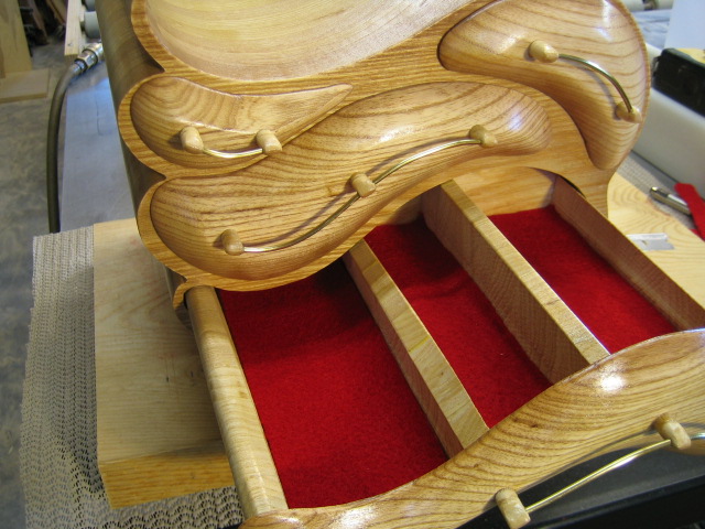 5998e4104521e_myfirstScrollsawjewelrybox.jpg.2f1fb83ee31dc964ab8b8650ca9c251c.jpg
