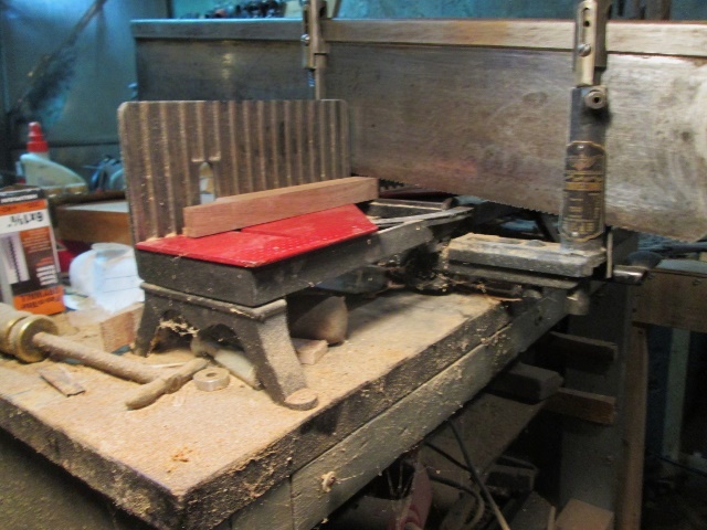 59b1bde7658da_mitresaw.jpg.ced22a57dd2ebc84ffcfc5d6d7f6ed4d.jpg