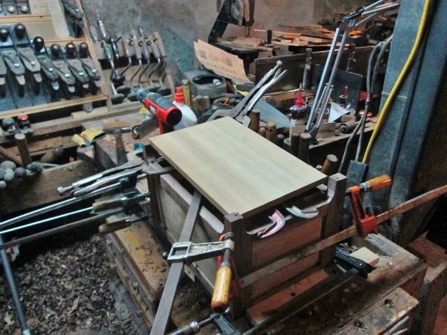 59b43fb691302_messybench.jpg.8c02aad4e87336e04470c9483a4a0837.jpg