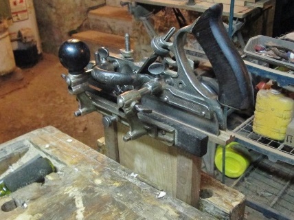 vise.jpg.b2f6c6c53526acc752d35f4d59576582.jpg