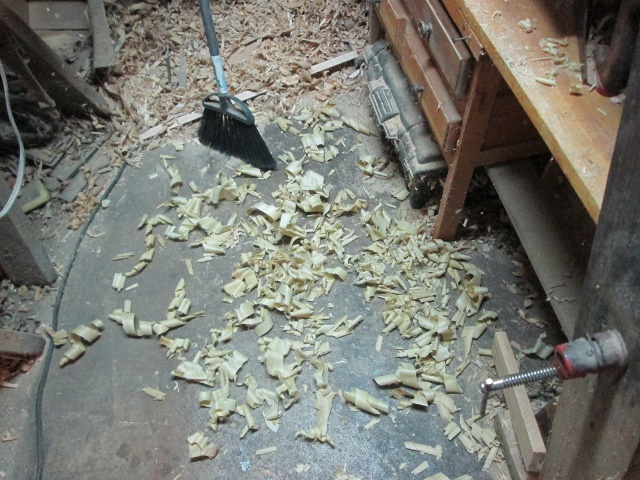 shavings.jpg.e2695c705c2279c65f4e96950f381bf0.jpg