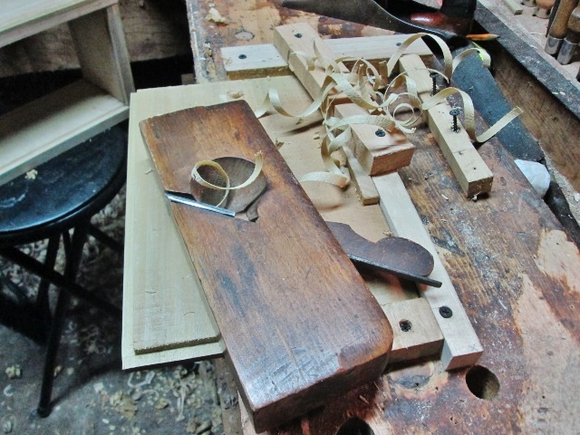 59fbcffb8ed1a_shoulderplane.jpg.1324c403c64cd603a1c52e9287f19af8.jpg