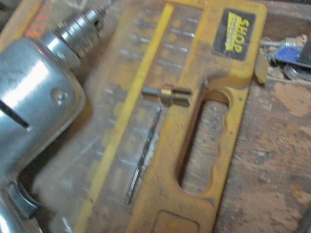 5a4f0789d4b37_plugcutter.jpg.0c0f593f97191e63c3e91b29d8fe7c40.jpg