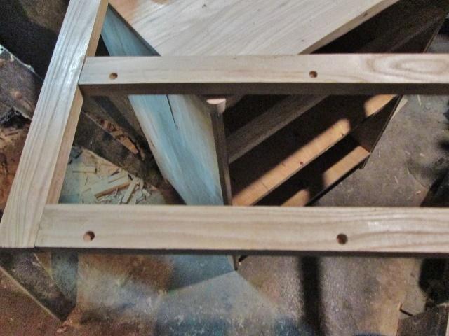 holes.jpg.f6357b7193c50fd2e036afa1ca34bce3.jpg