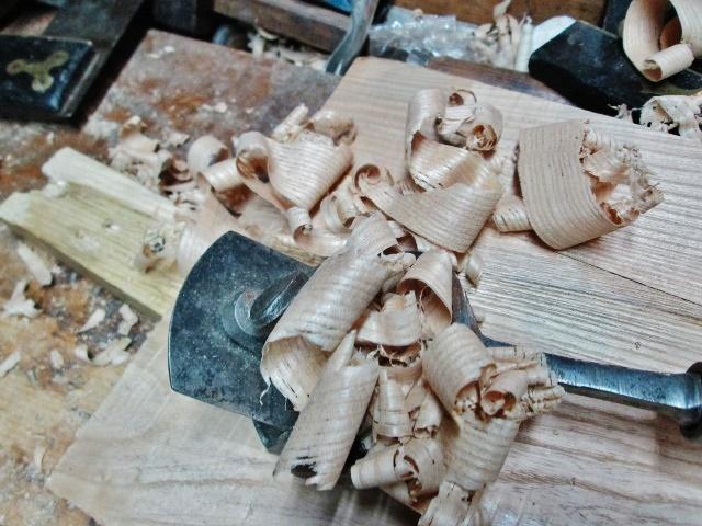 shavings.jpg.1a2f371a0b38470db658aba661153261.jpg