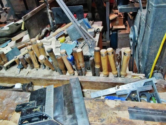 Chisels.jpg.bc41c5c3956abb8a82cbe9aa19ef2974.jpg