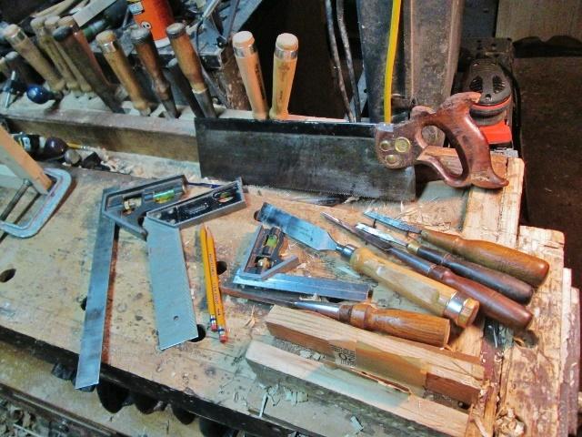 5a975516e4759_oldtools.jpg.9fee678fdfe25967b2c6168fea3f20ad.jpg