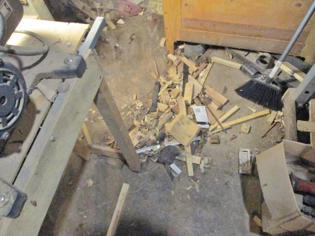 5acd09ae449b9_trashpile.jpg.c959d42fbe4019658ad0cfd8cd8b30d2.jpg