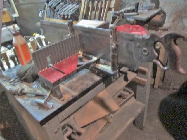5ada7ca231fef_mitrebox.jpg.a814d4d1880b5d923bf286909591a464.jpg