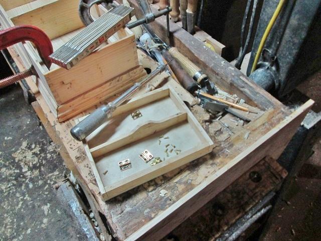 636269019_partsandtools.jpg.da0f8bfb2e8dc2175736a8fafe1d3d4e.jpg
