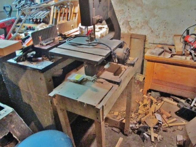 bandsaw.jpg.f65236baaaaeda21dae94bcf5f44d12a.jpg