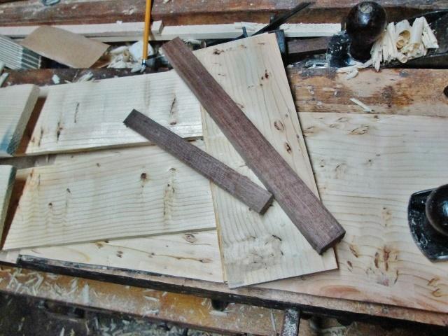 walnut.jpg.b0aa7eedd5ddd8db699dc7bfcd430815.jpg