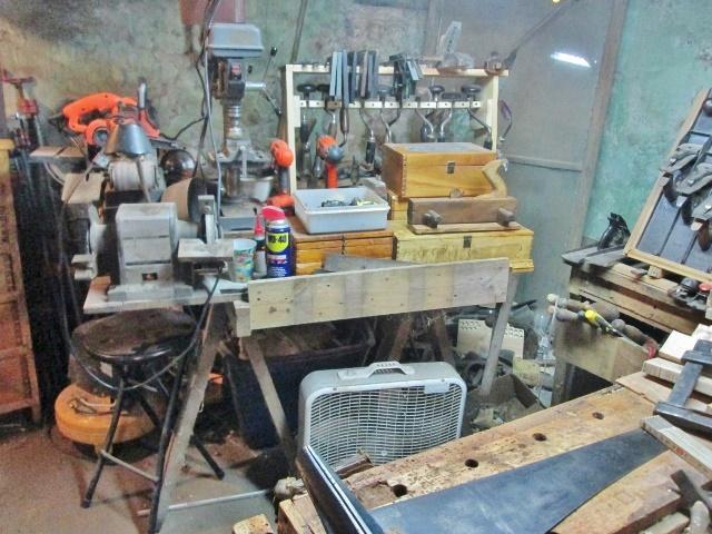 1106080113_Storagebench.jpg.4994a3c5e45c7ddf15cc30207091c95f.jpg