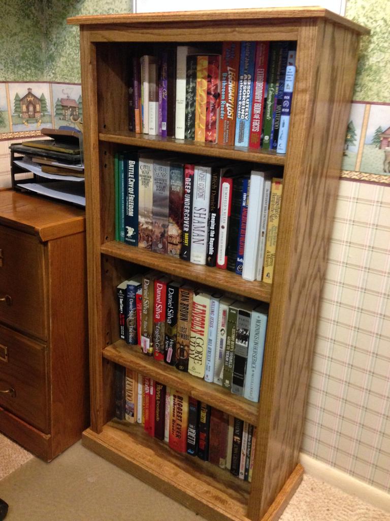 Bookcase (2).JPG
