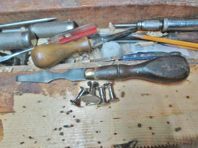 screwdriver.jpg.ae78284674829168fb3352821b87bf79.jpg