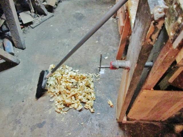shavings.jpg.9a1c17748c8c935230b69ea4014f8f65.jpg