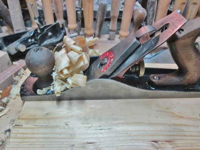 shavings.jpg.a3a7574b0ee506fd658a48d84c366f83.jpg