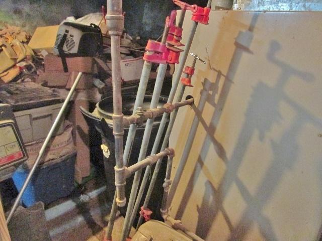 clamps.jpg.528a5f392c8bd4f07d42ae99d24a1c05.jpg