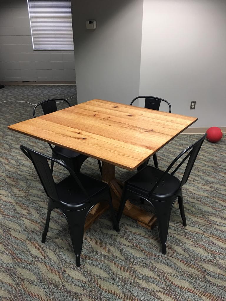 Oak Table Finished #2.JPG