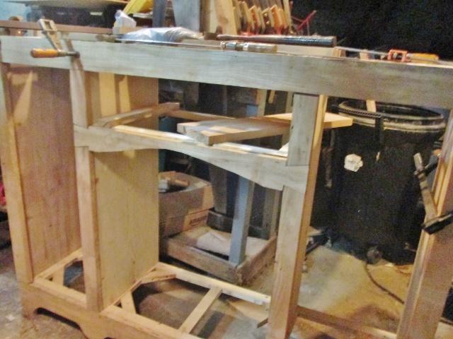 dovetailed.jpg.09c5bc08fa1e16a30ecba3c88e671a1c.jpg