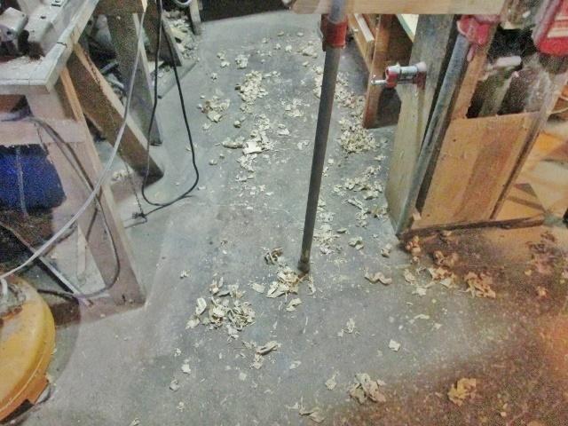 shavings.jpg.4ba46ca9f23d32a8c12553cc2b7ac04b.jpg