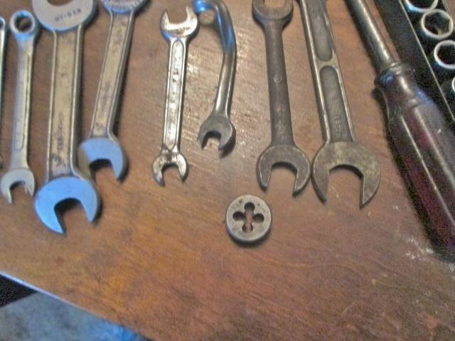 2061092342_wrenches1.jpg.70668891bfe0c9493d566b18d9ab198a.jpg