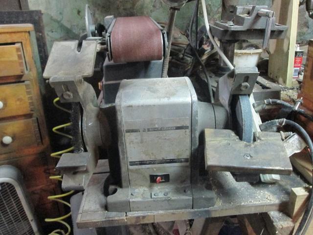 grinder.jpg.4cfbb88ae7d124a60e8bfd701ef4f472.jpg