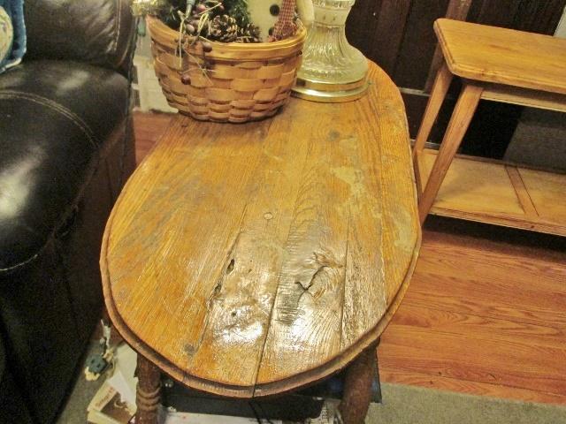 1572767412_oldtable.jpg.cc1b64c8dc0a542ef48bd925ef1e3f39.jpg