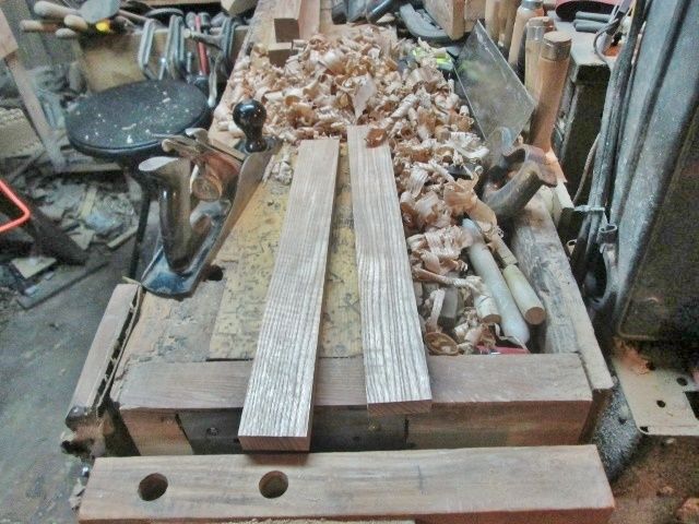 449914676_2stretchers.jpg.c573d118f674b8ae6ca97282b810f317.jpg