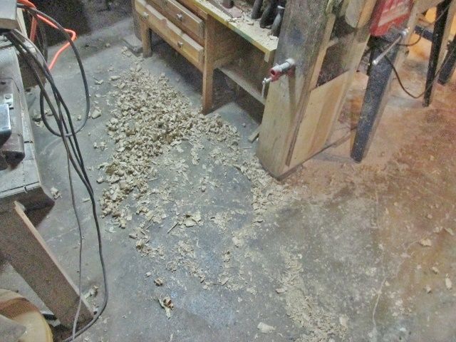 messy.jpg.fc3fc2d13660b2be0df197ca3a23eb72.jpg