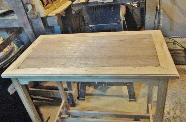 plywood.jpg.44ca10d17d4b09c5b8f3c8679ed8641c.jpg