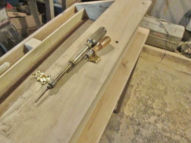tools.jpg.a1f9f4875b5b1aade04fa53257e6d20d.jpg