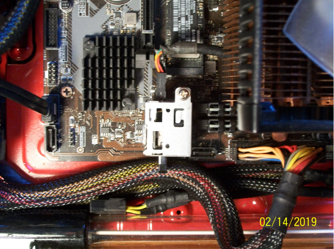 1148185237_InsideUSB2.0Port.PNG.5717245e90136aea9d2d031b0d4e0dd0.PNG
