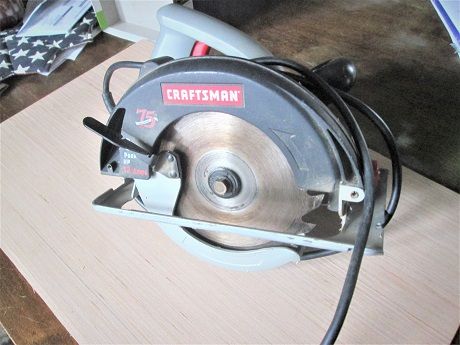 1244099653_estatesale2.JPG.de0f913ac3f129ee49179dce2cdb9b9e.JPG