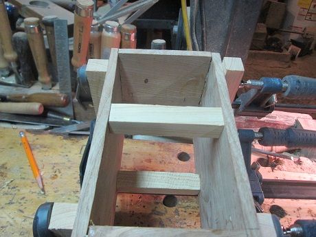 76535989_AshBox2spacers.JPG.48e06411b1561033fd7ecb583c384019.JPG