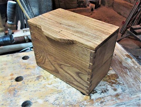 1725030028_AshBox2PIP3.JPG.8502617ec08125d03b5a0404245a40c4.JPG
