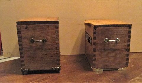 742075390_AshBox2handles.JPG.11abffa22598135ea4e7c6f5293c1408.JPG