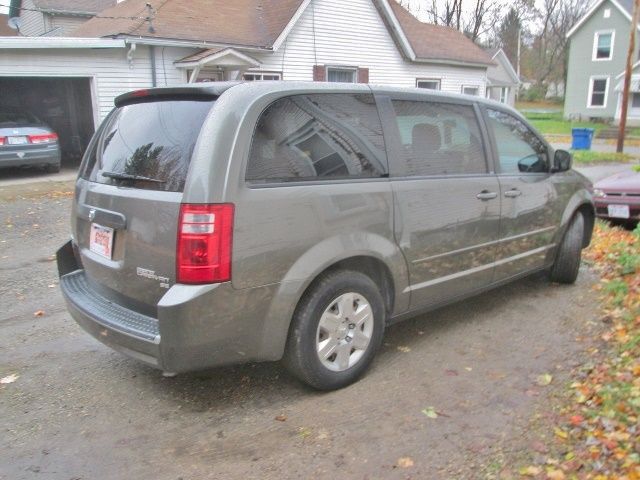1638932796_newvan1.jpg.189df073ddea4bfcb9ea5b015c4eeca6.jpg