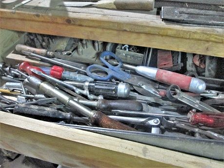 849214593_tooldrawerfillingup.JPG.78b7afdee0a83c0ad57919600b0d53ec.JPG