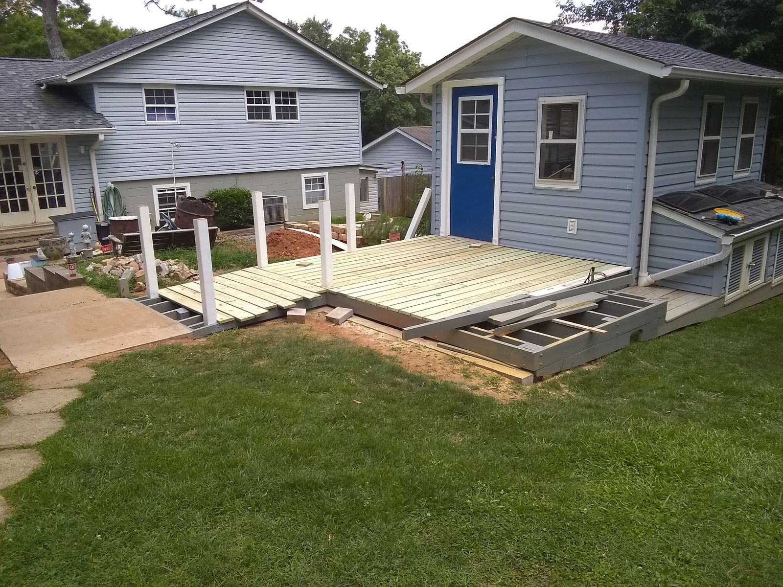 1052428779_Deckrefurb(2).jpg.91140ca64e68ac64844e2b32a7441f54.jpg