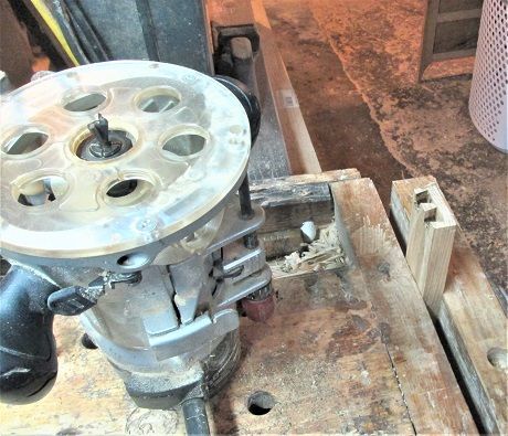 1318647181_SkinnyDrawersDovetailmilled.JPG.04fe5c781a01a9358d3225e0605d9936.JPG